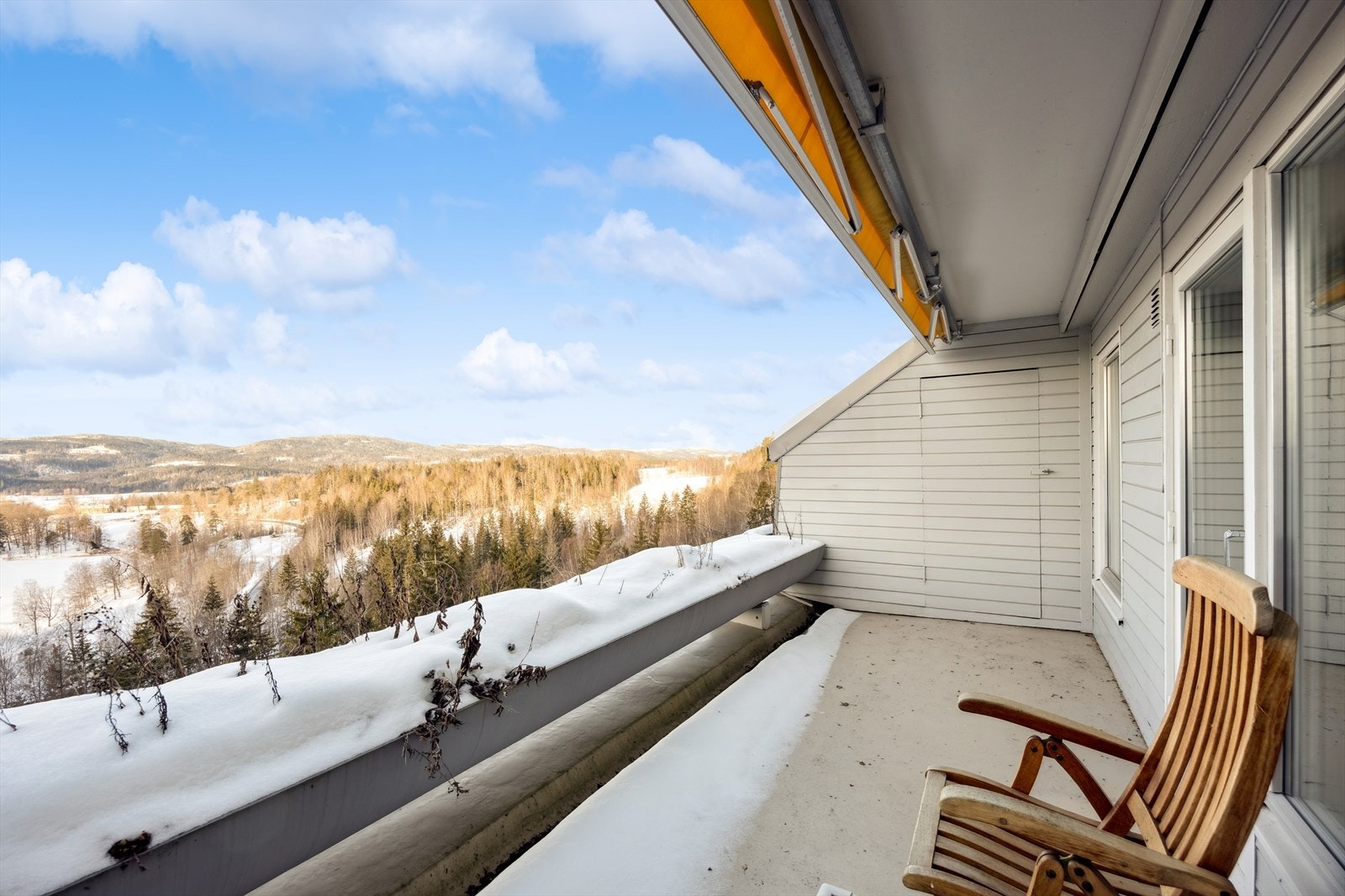 Stor terrasse med utsikt Galleribilde