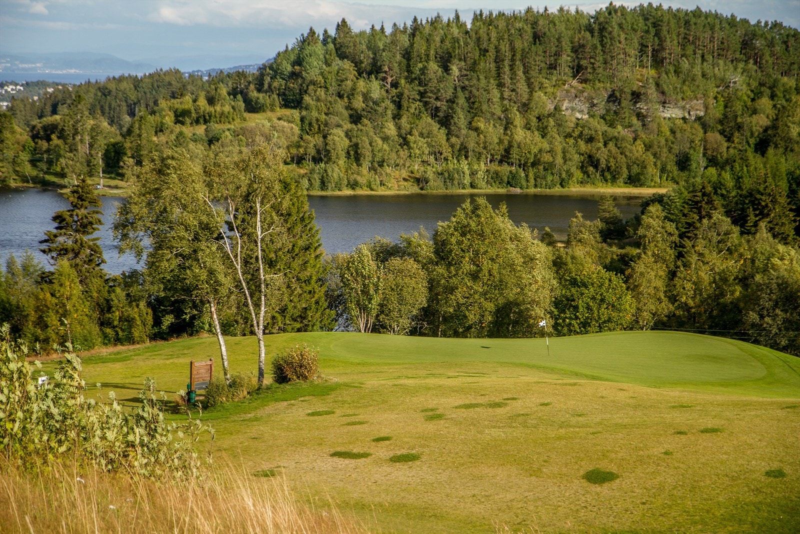 En 9 minutters kjøretur unna ligger Sommersæter golfklubb. Galleribilde