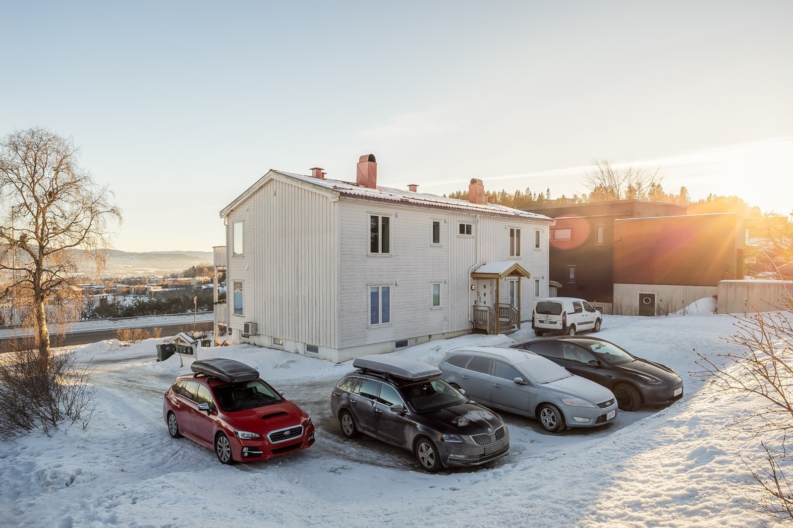 Eiendommen disponerer èn parkeringsplass. Galleribilde