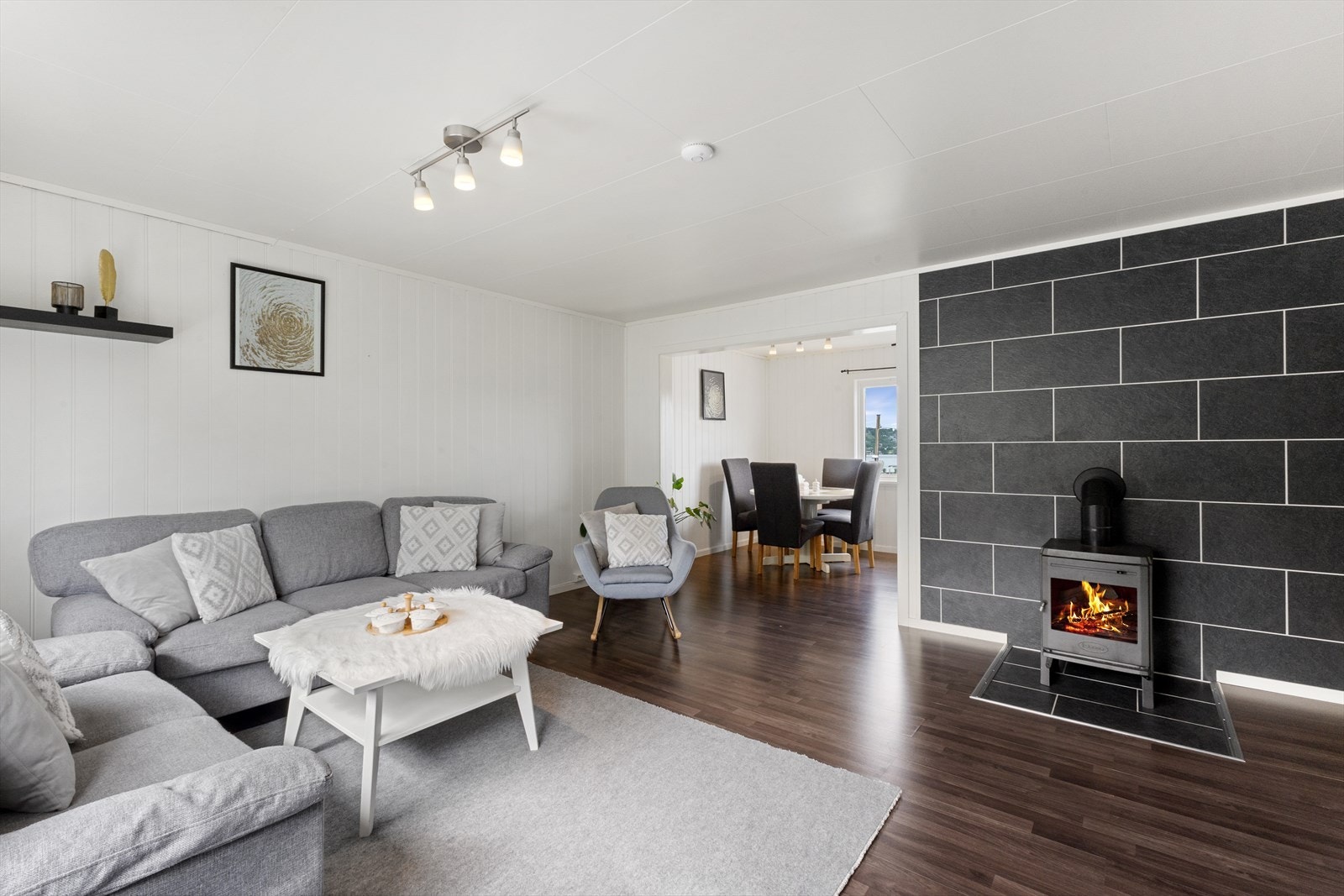 Boligen har helhetlig tidløse og moderne flater. Galleribilde