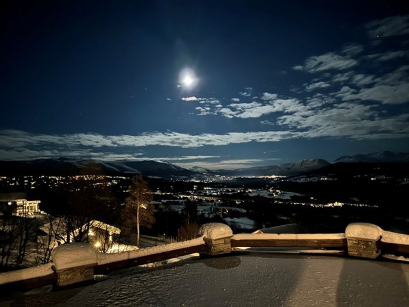 Kveldsstemning - utsyn mot Vangslia og Oppdal Galleribilde