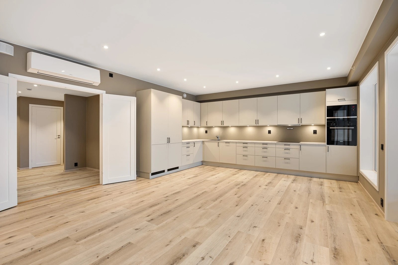 Stue. Bildene er fra en lignende leilighet. Galleribilde