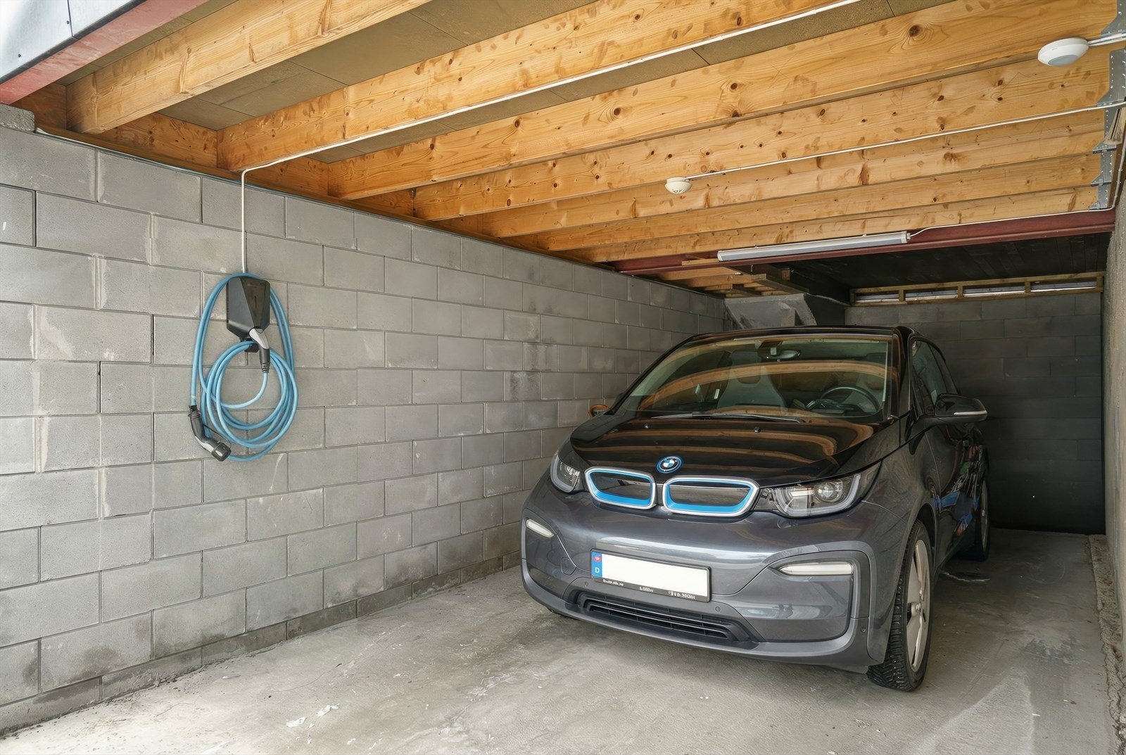 Carport under verandaen Galleribilde