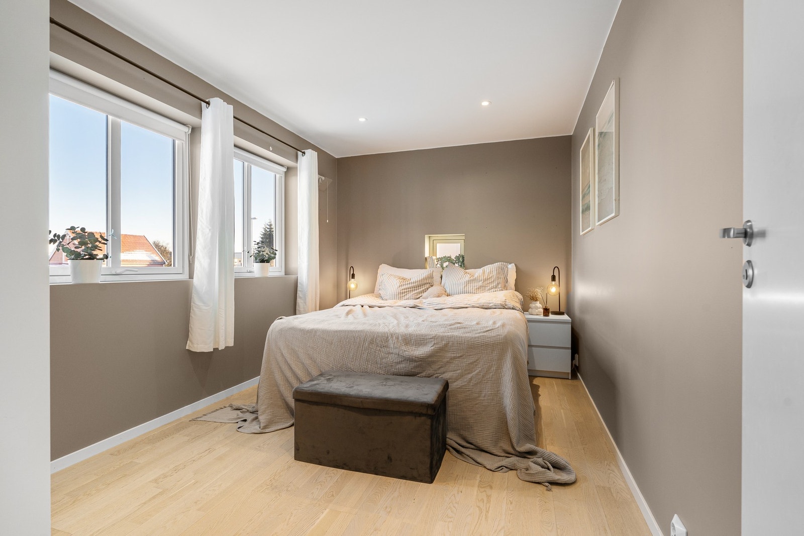 Soverom 1 er på hele 11,2m² Galleribilde