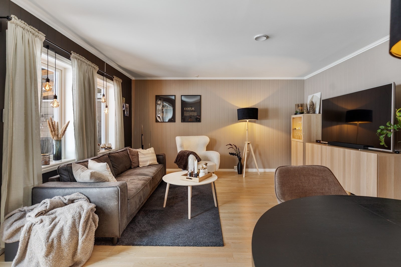 Boligen har balansert ventilasjon som gir et godt innemiljø. Galleribilde