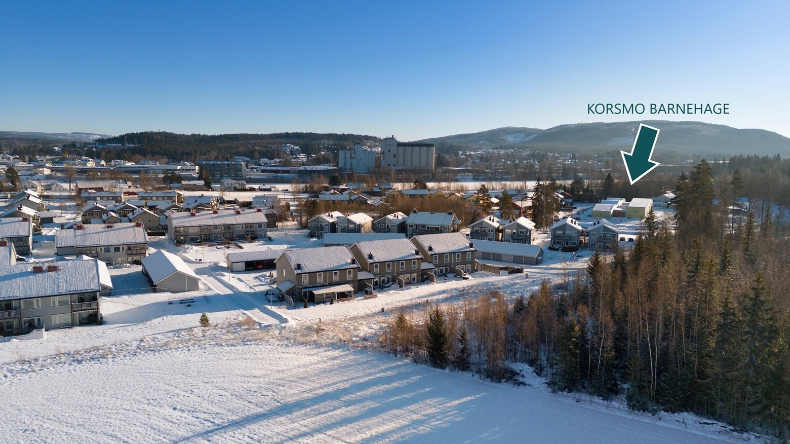 Området er barnevennlig med barnehage og skole "rett rundt hjørnet". Galleribilde
