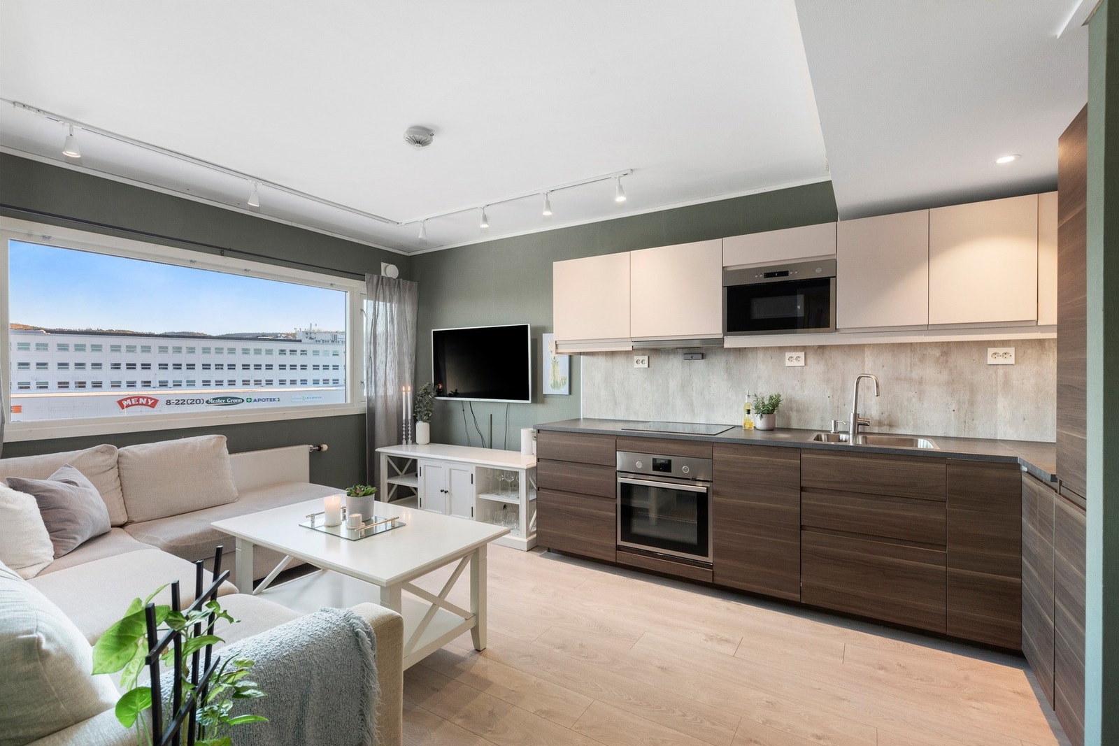 Her får du en sjarmerende og arealeffektiv 2-roms i høy 5.etasje Galleribilde