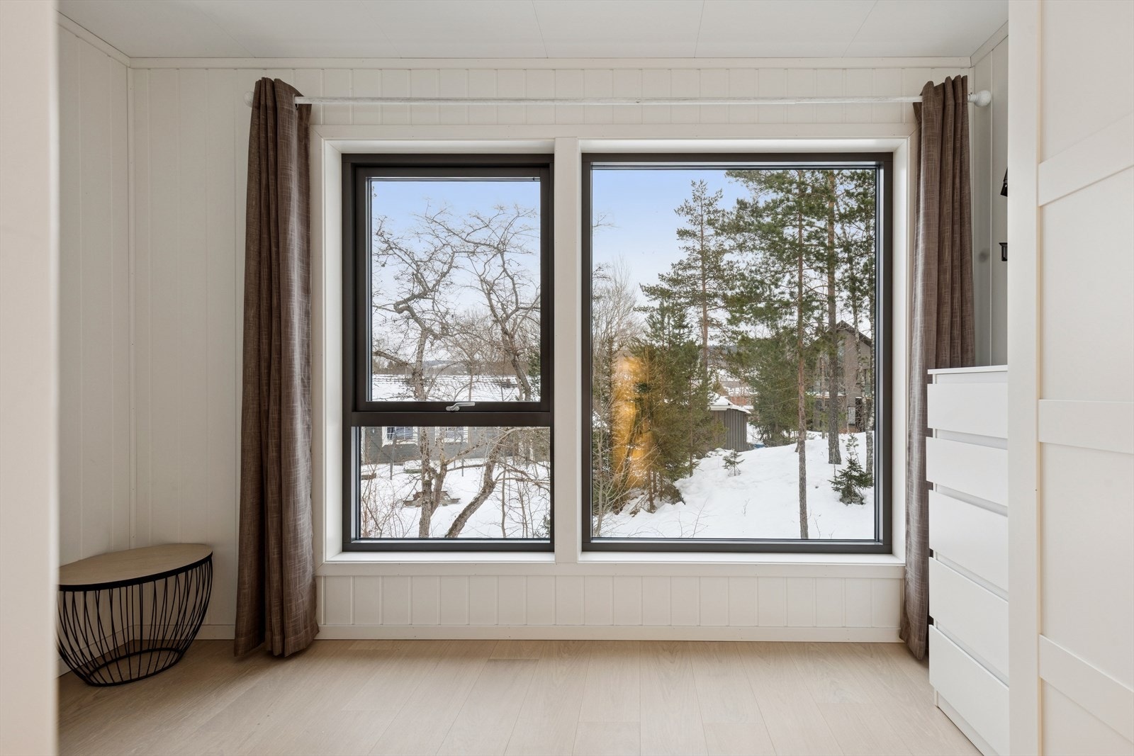 Soverom 2 egner seg som gjesterom, barnerom, kontor eller oppbevaring. Galleribilde