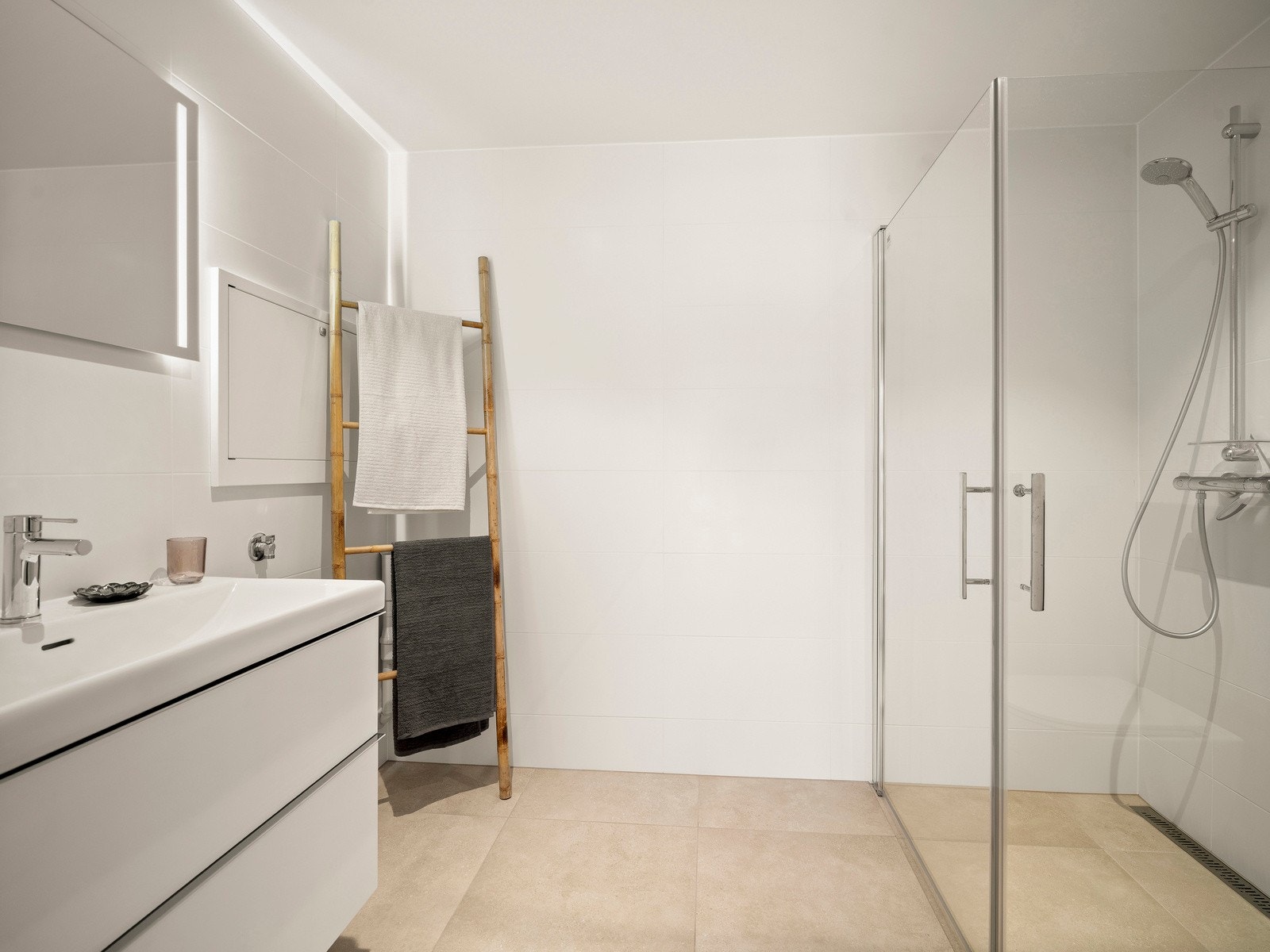 Meget pent og moderne bad. Galleribilde