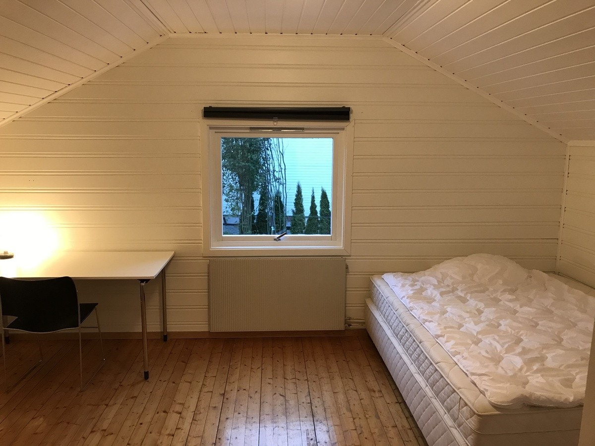 Sov 2. etg 150 cm seng Galleribilde