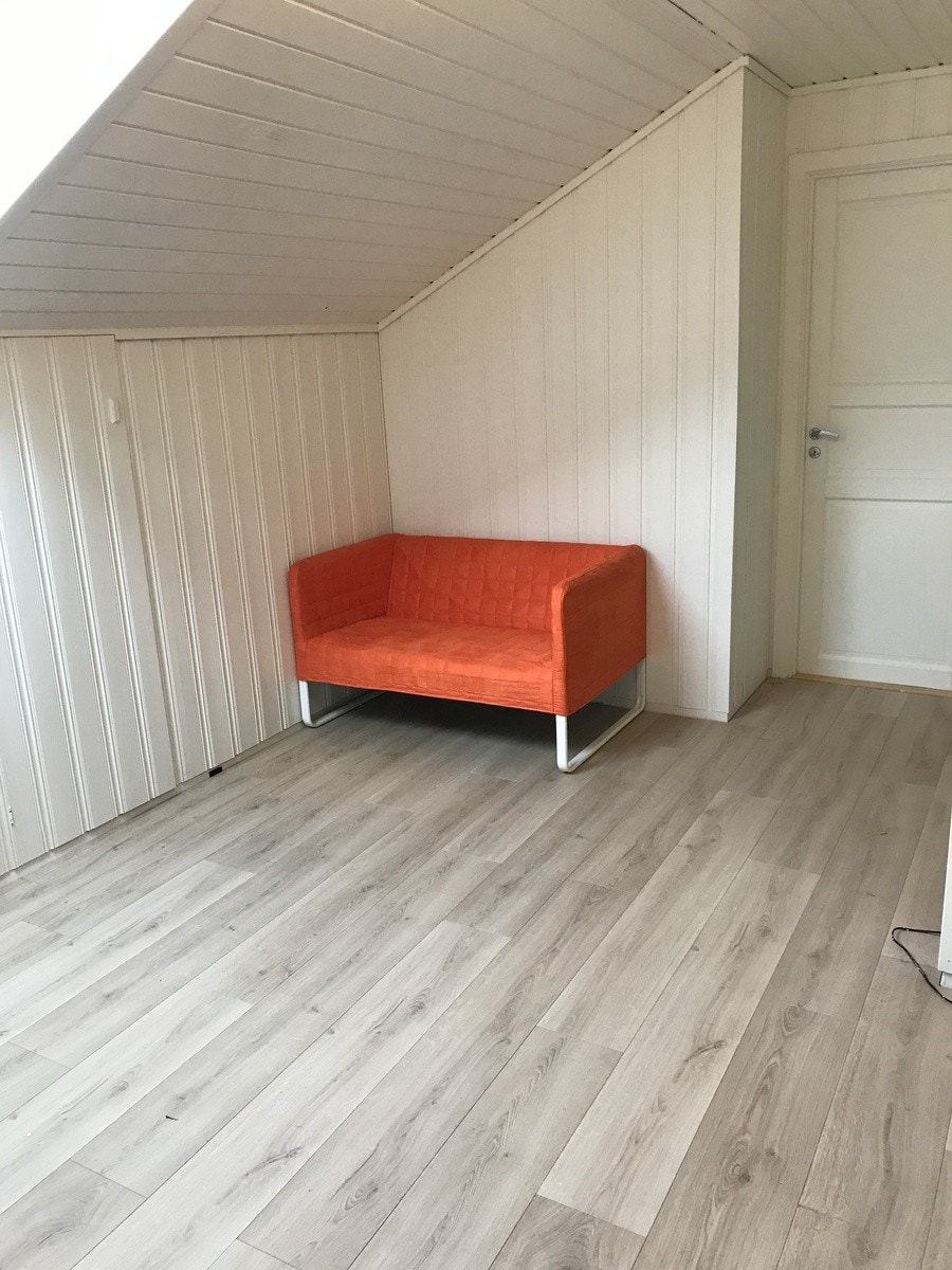 Loftstue Galleribilde