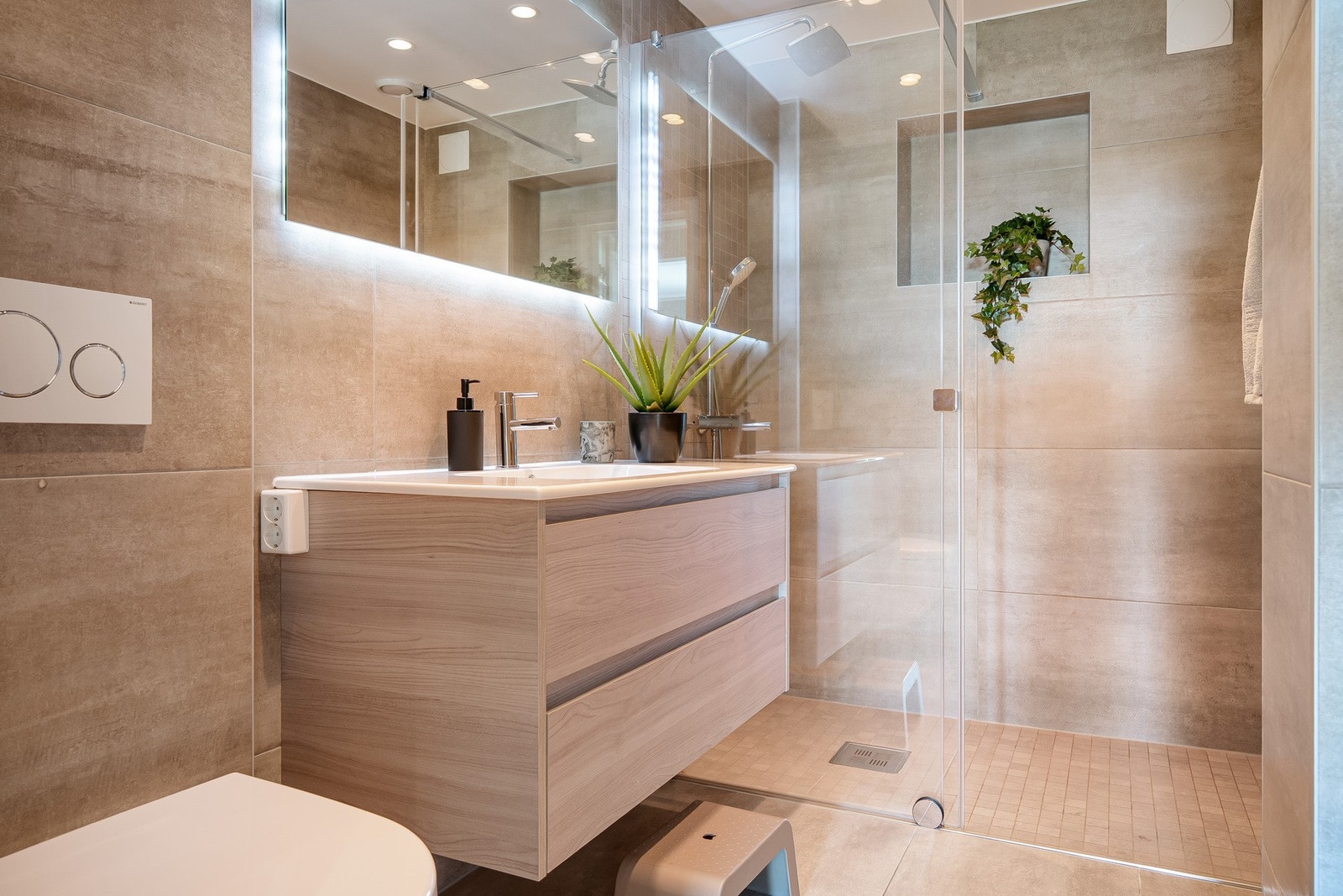 Badet i første etasje - nytt i 2019. Galleribilde