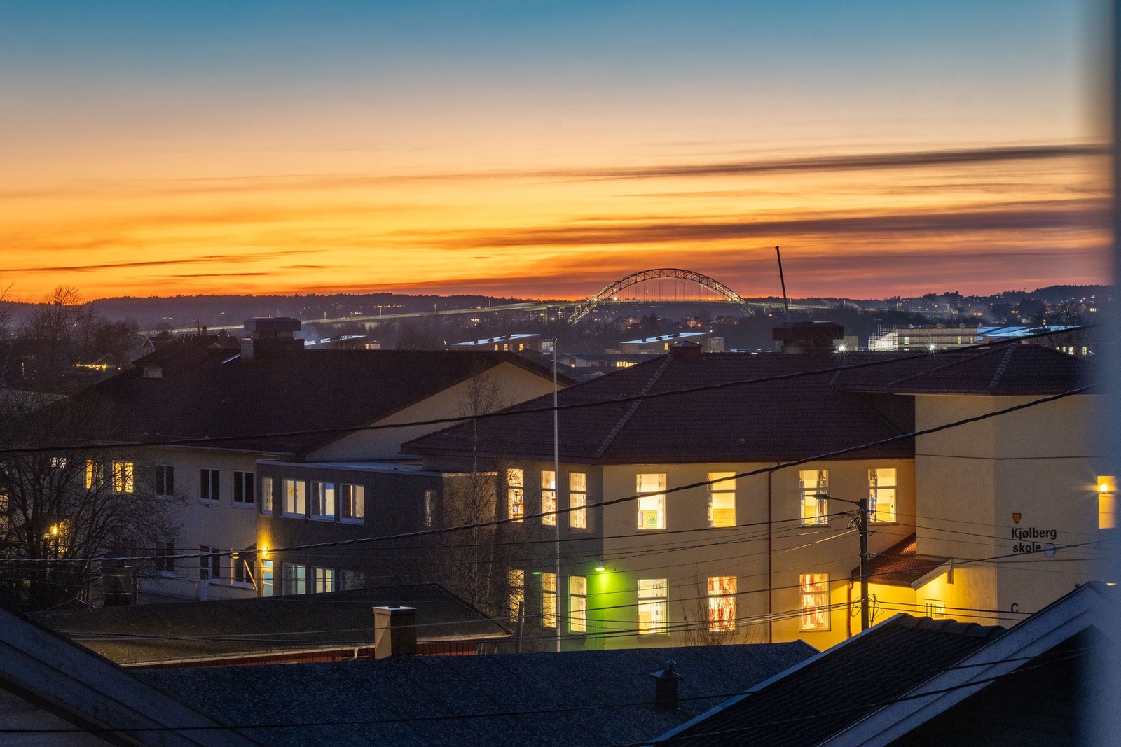 Kjølberg skole ligger kun en kort spasertur unna. Galleribilde