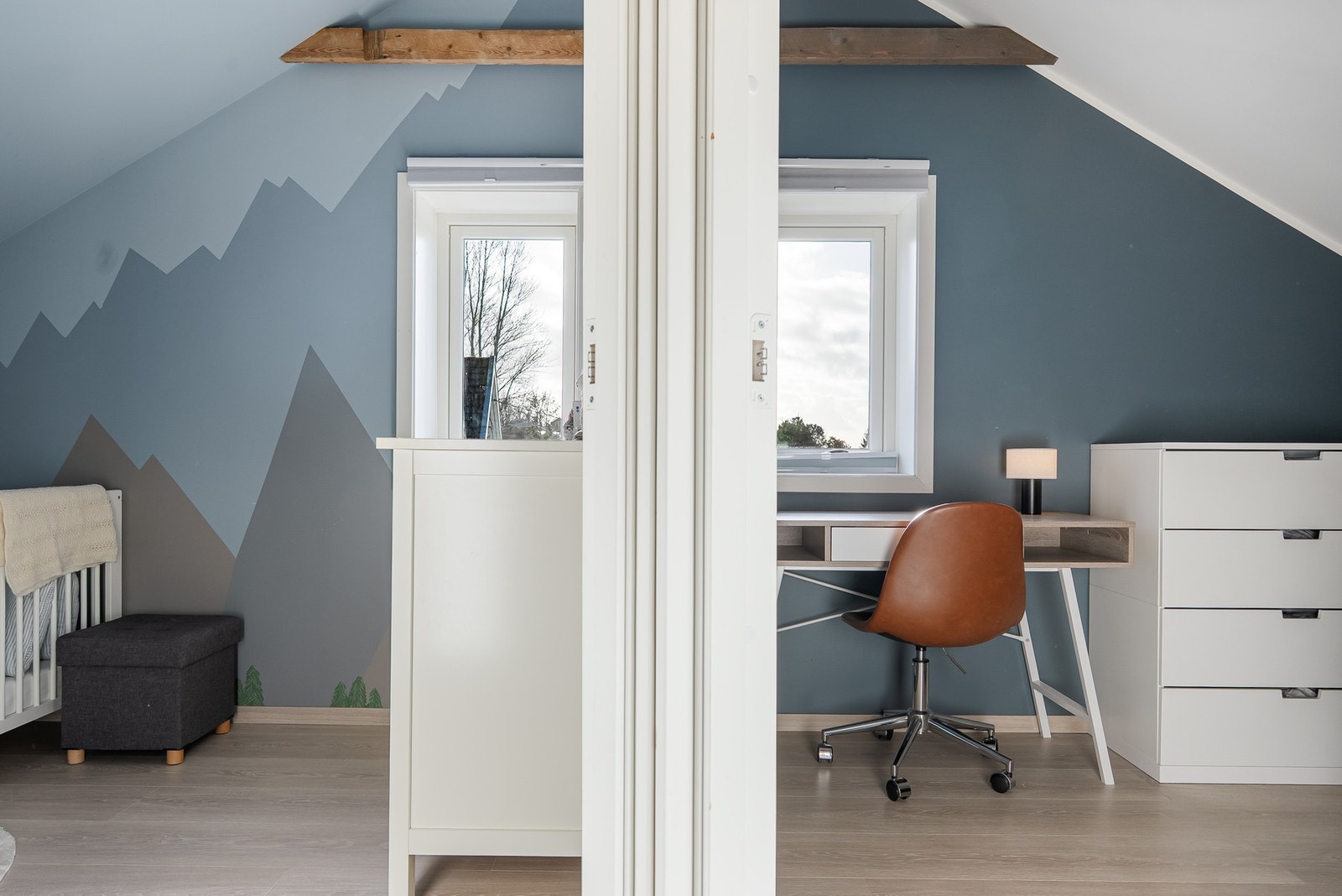 Soverommene mot syd fra stuen. Galleribilde