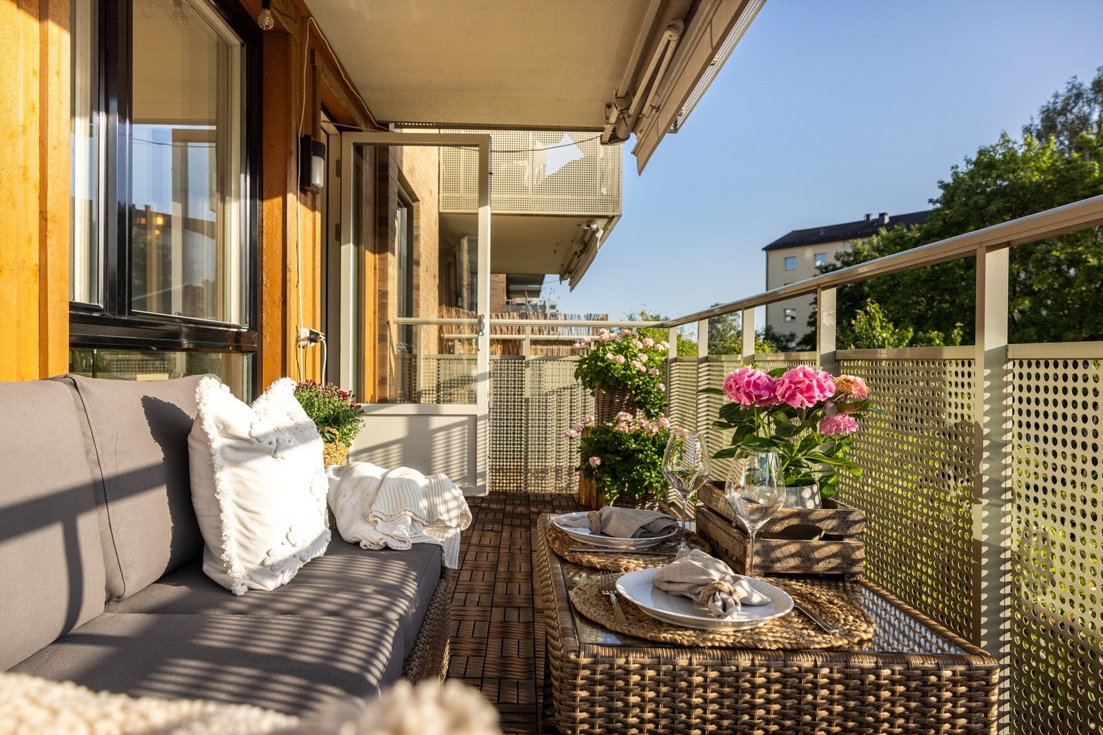 Leiligheten byr på en herlig vestvendt balkong på ca. 11 m² med gode solforhold. Galleribilde