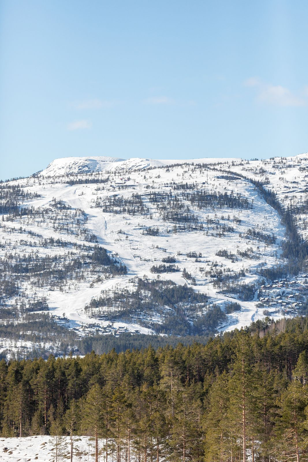 Alpinalegget byr på utfordringer for gode alpinister og nybegynnere. Galleribilde