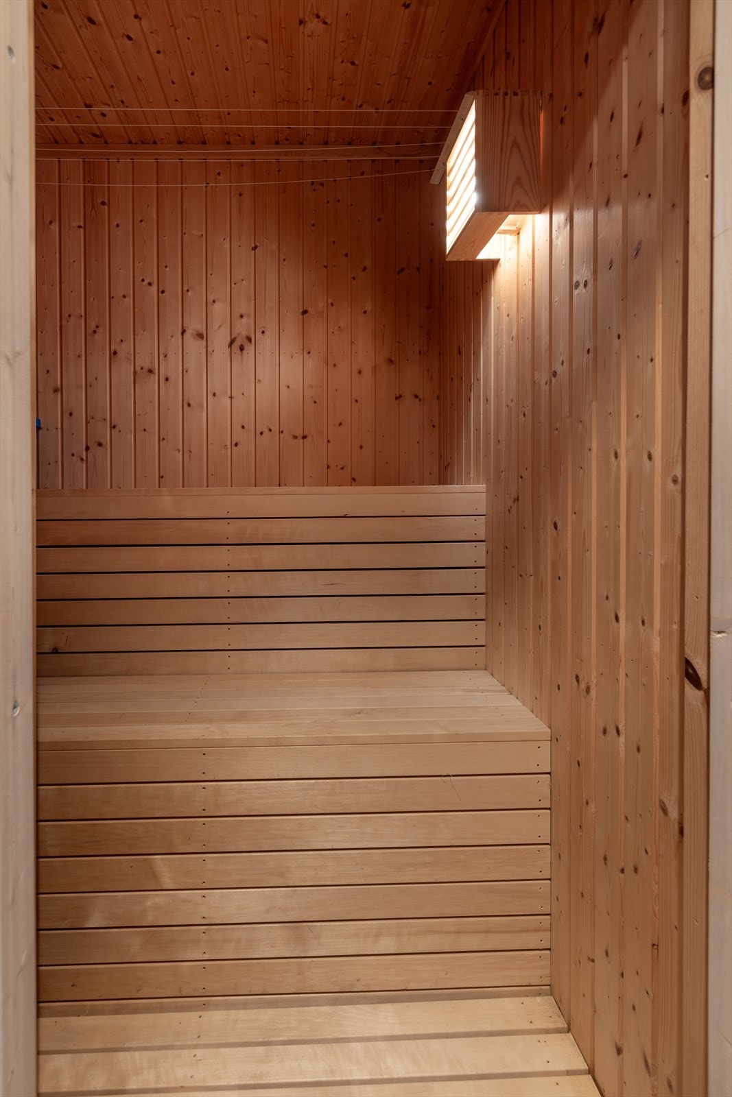 Badstu - Det er ikke montert badstueovn, men alt er klart når det gjelder strøm. Galleribilde