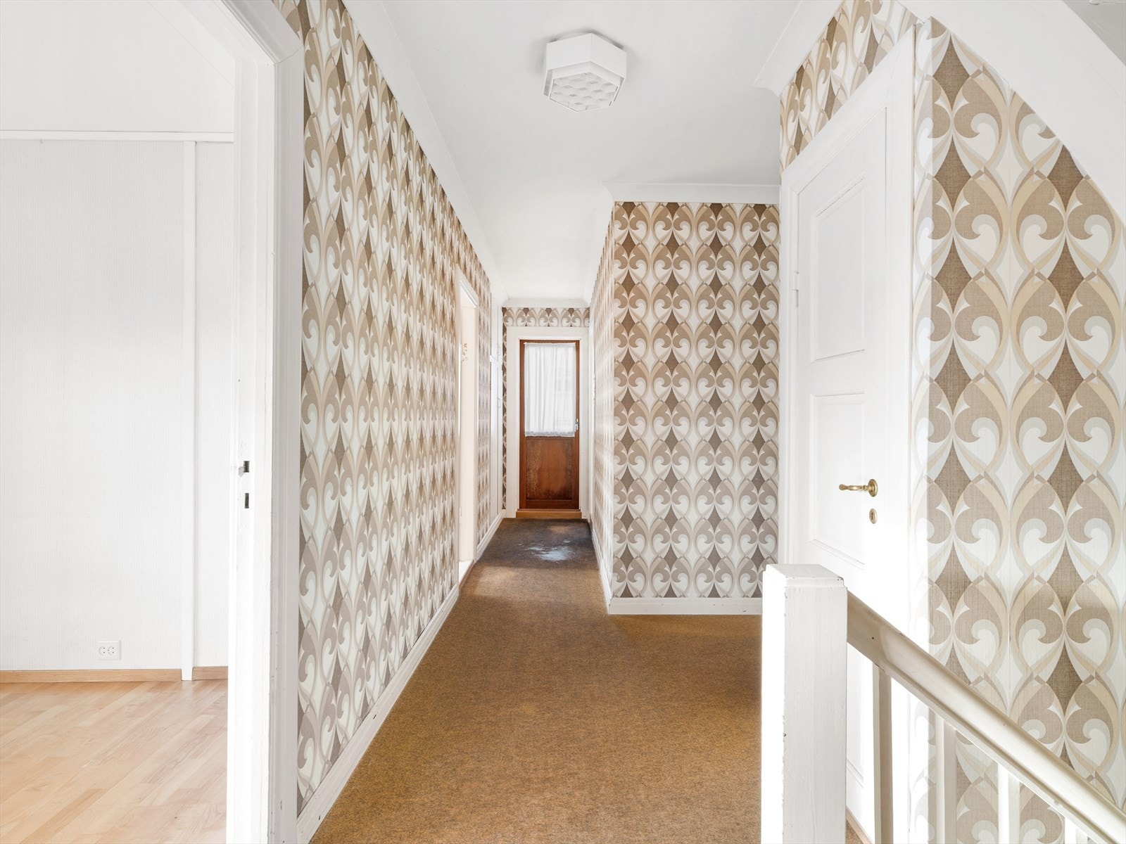 Gang og adkomst til luftebalkong Galleribilde