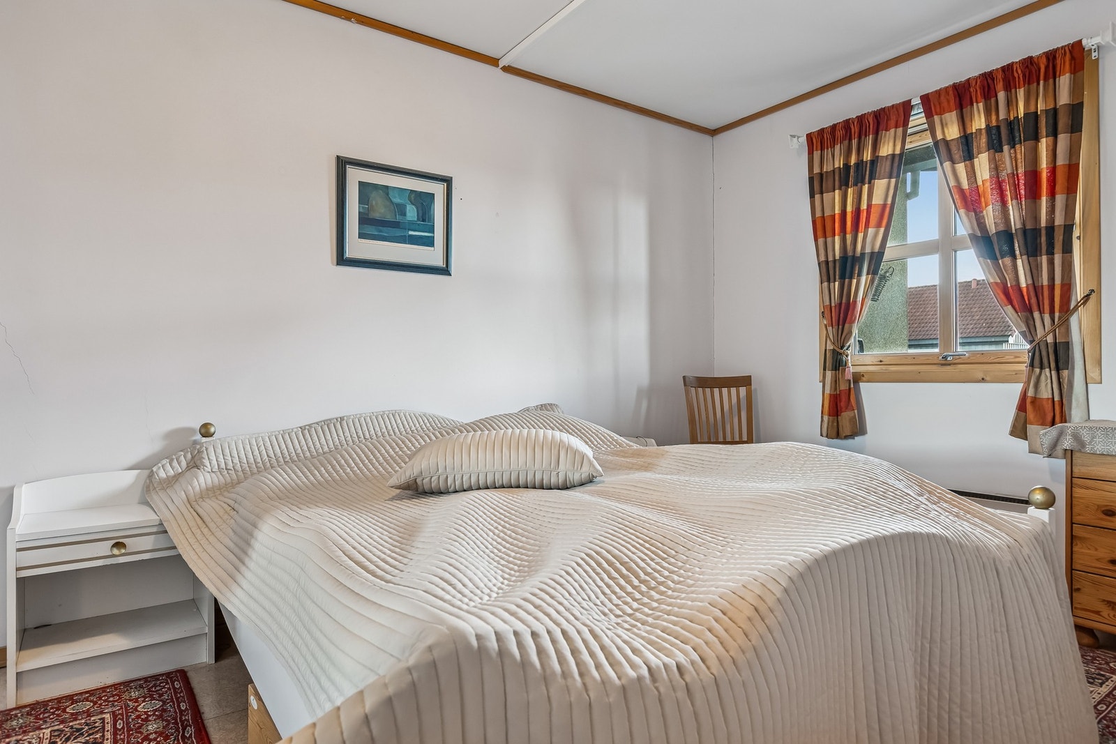 Stort soverom på 11,6 m². Galleribilde