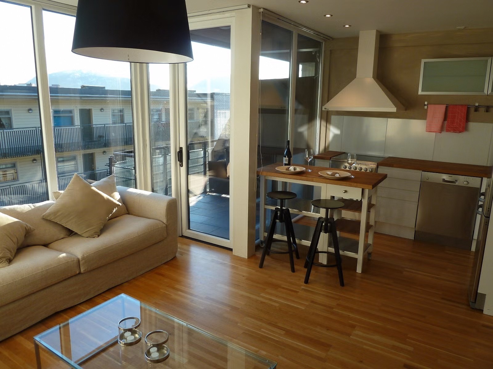 Stue/kjøkken. Galleribilde