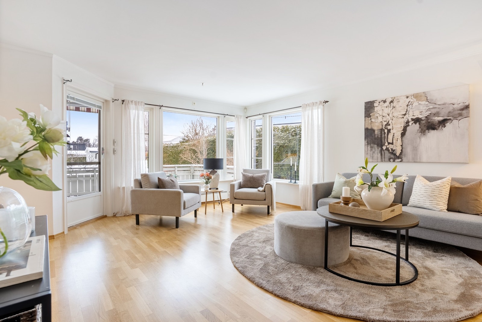 Utgang til sydvendt terrasse Galleribilde