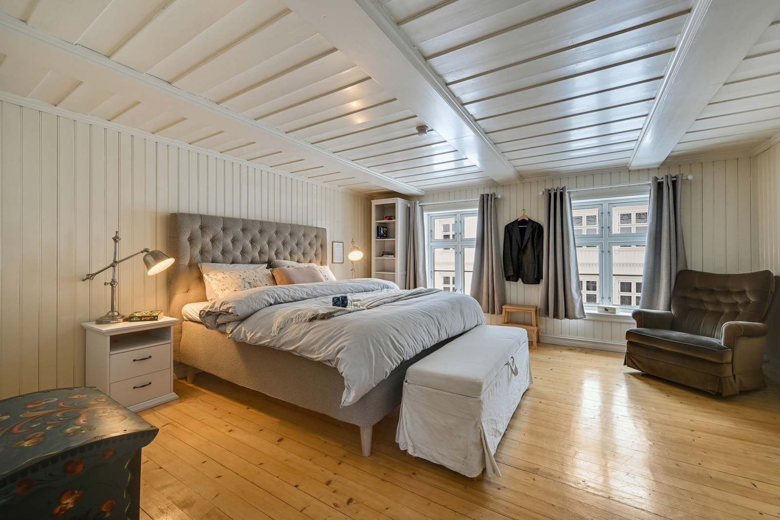 Boligen kan skilte med 3 soverom, hvor to av disse er av særdeles god størrelse Galleribilde