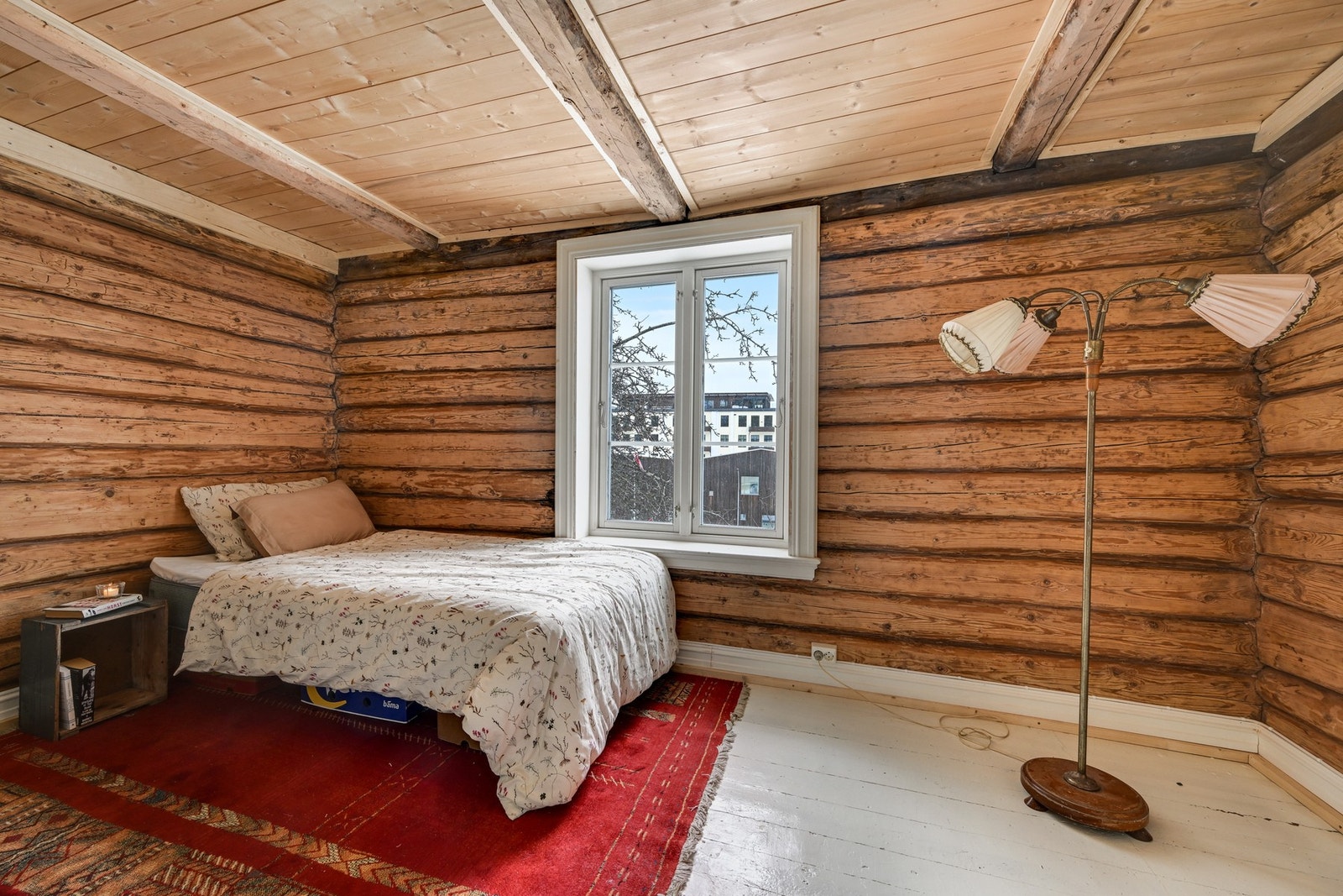 Soverom nr. 3 har et vindu mot øst, og er tilknyttet et rom som i dag benyttes som kontor Galleribilde