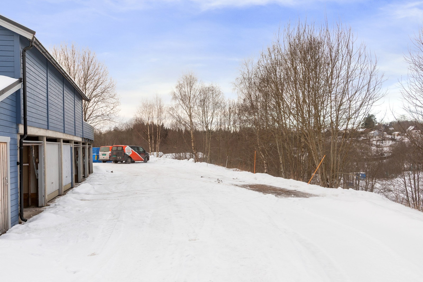 Felles parkeringsplasser på sameiets grunn Galleribilde