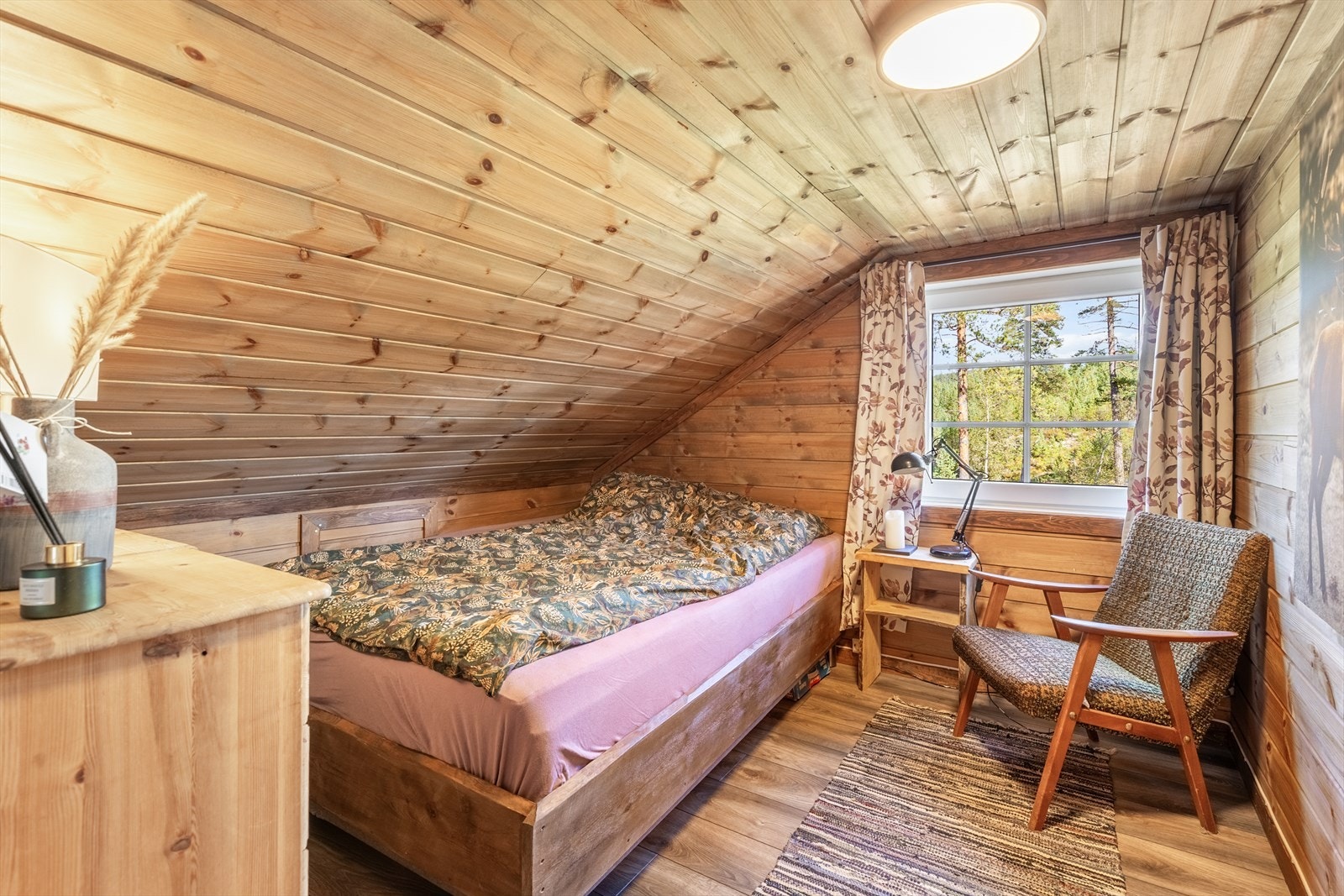 Soverom på hems (ikke godkjent for varig opphold) Galleribilde