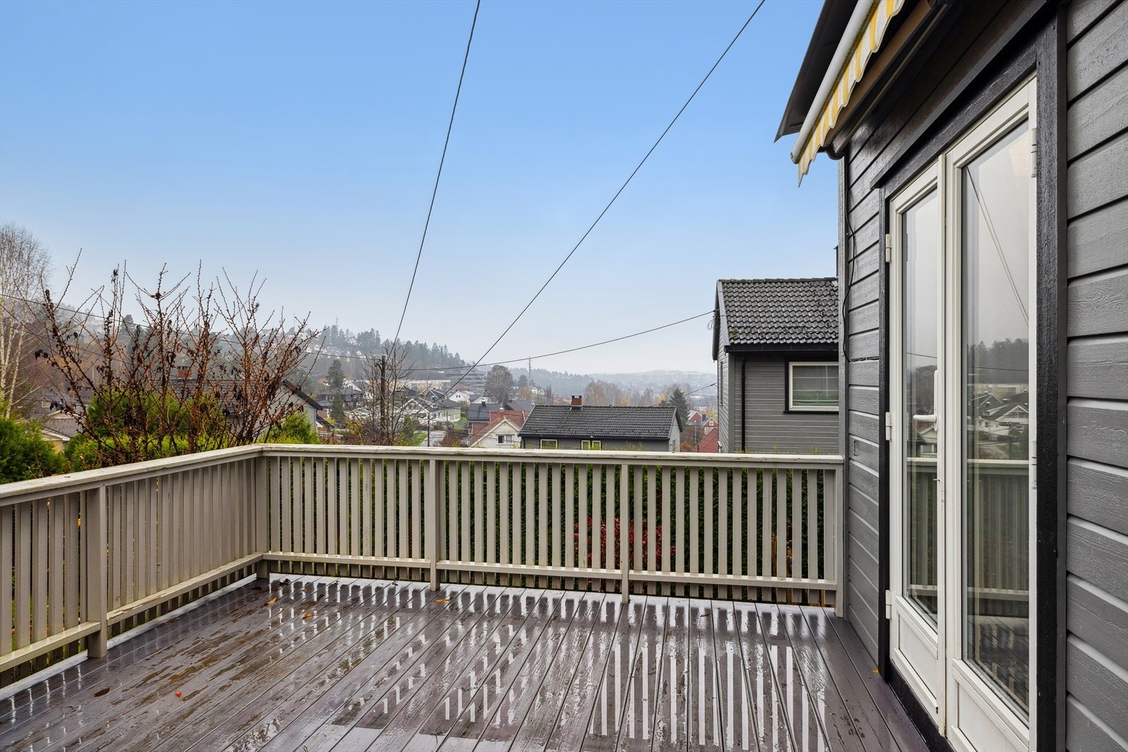 Solrik terrasse på til sammen 24 kvm Galleribilde