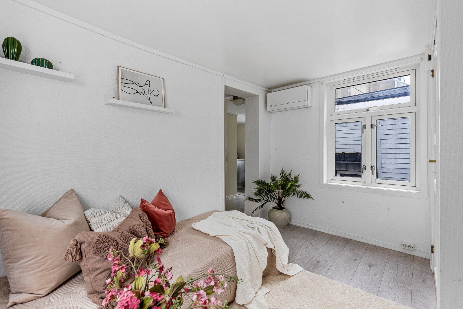 Leiligheten har svært praktisk planløsning og er på 19m². Galleribilde