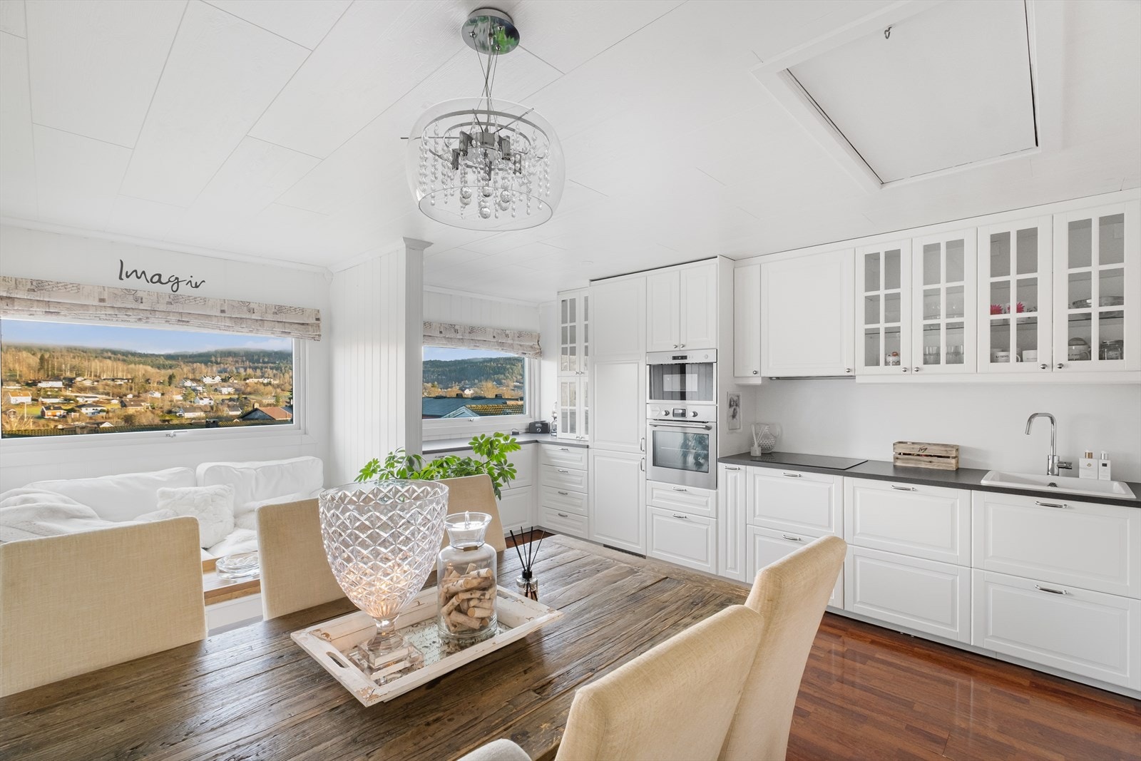 Velkommen til Slalåmveien 21 D - Koselig rekkehus over 2 plan med svært fin beliggenhet. Foto: Øivind Fykse. Galleribilde