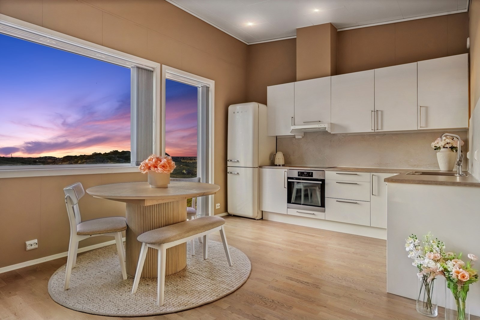 Kveldsstemning på kjøkkenet Galleribilde