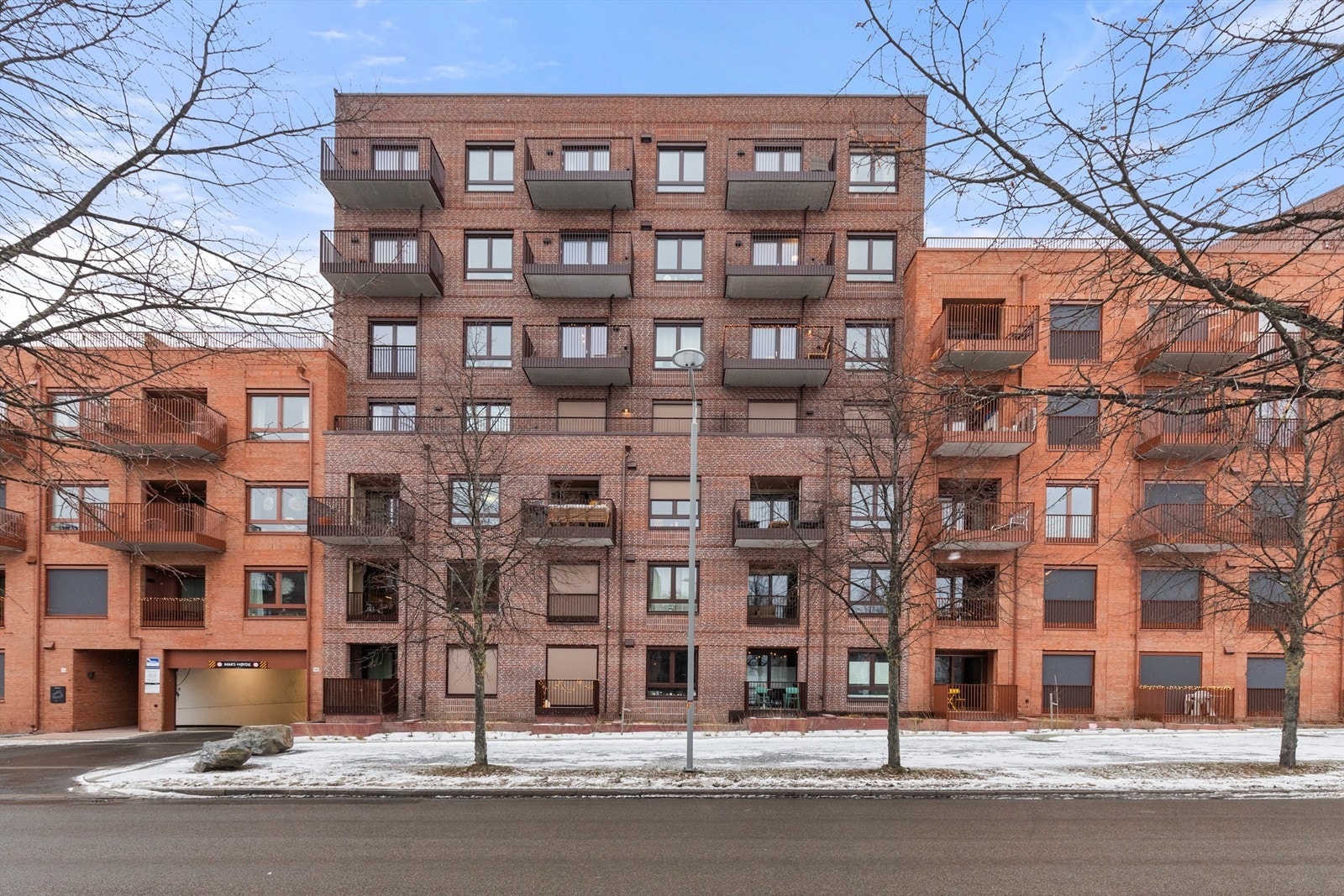 Leiligheten er beliggende i 3. etasje. Galleribilde