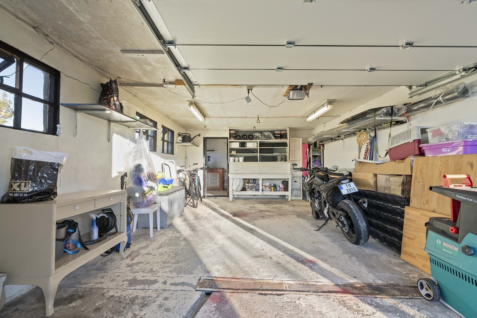 Ei stor garasje på 39 m² Galleribilde