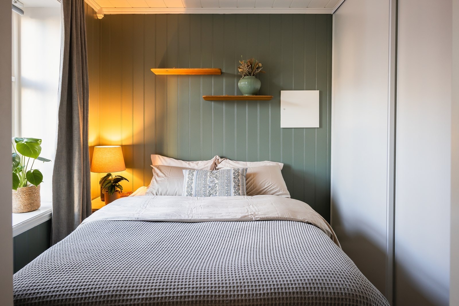 Soverommet er på 9 m² og har god plass til ønsket sengestørrelse. Galleribilde