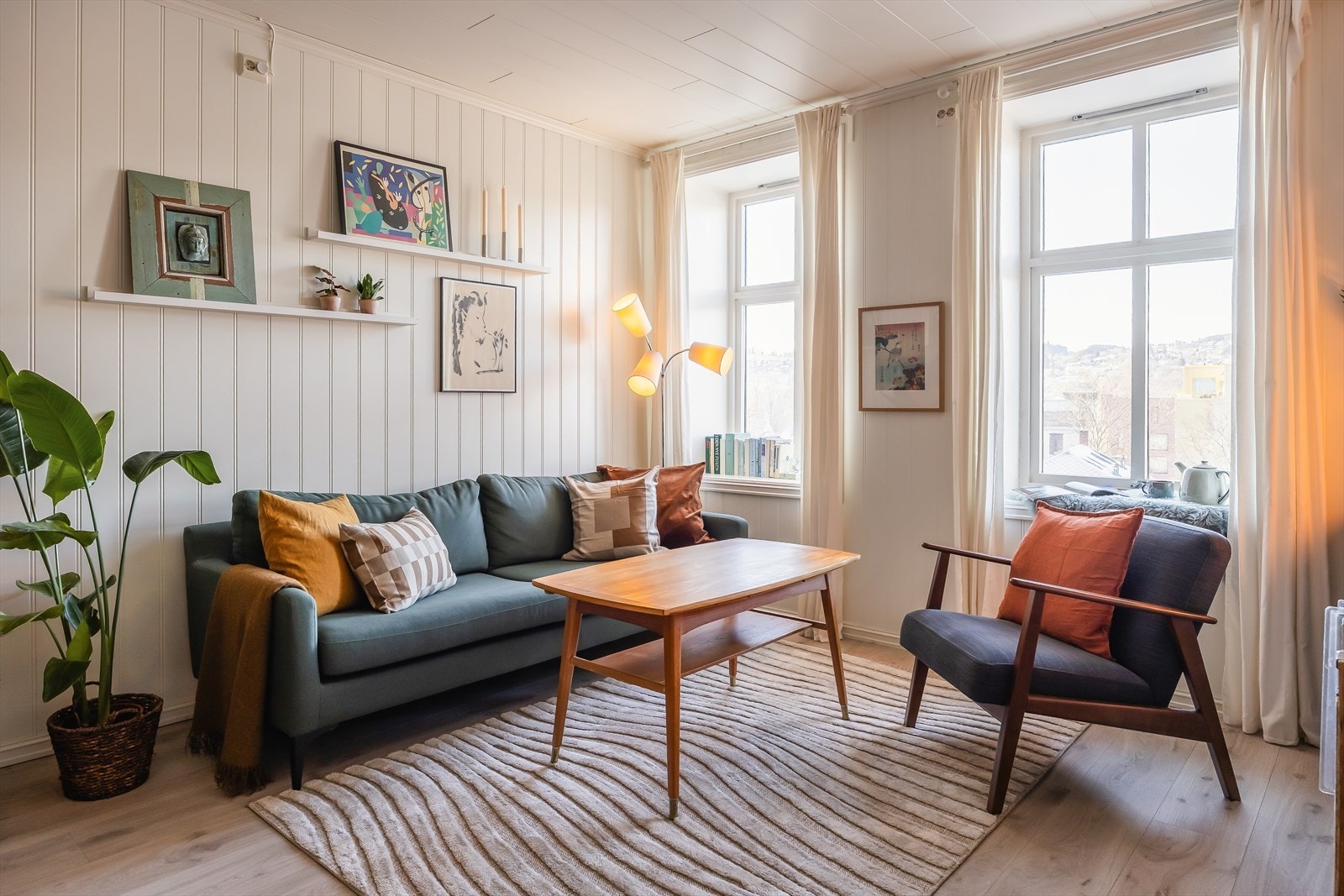 Leiligheten ble totaloppusset i 2014 og har en attraktiv beliggenhet på ettertraktede Elgeseter. Galleribilde