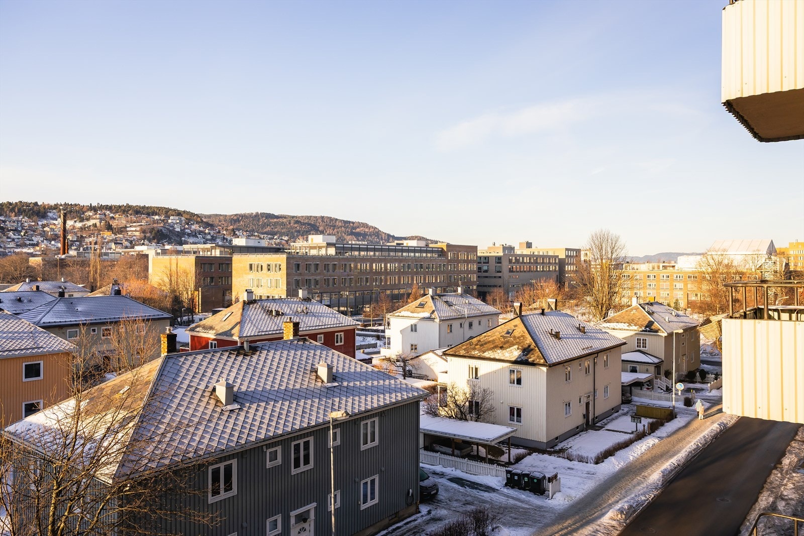 Vestvendt utsikt mot Byåsen. Galleribilde