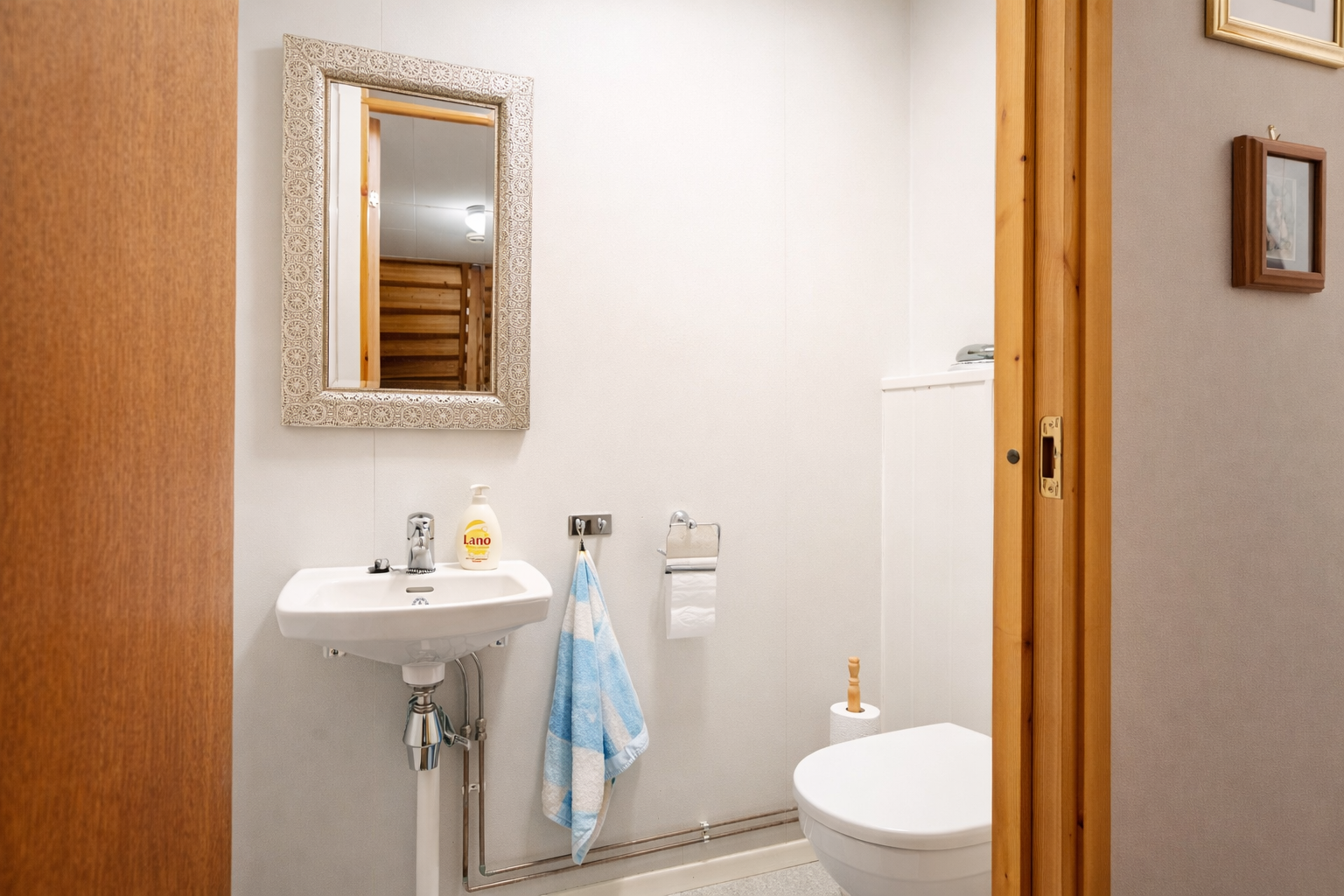 Toalettrom Galleribilde