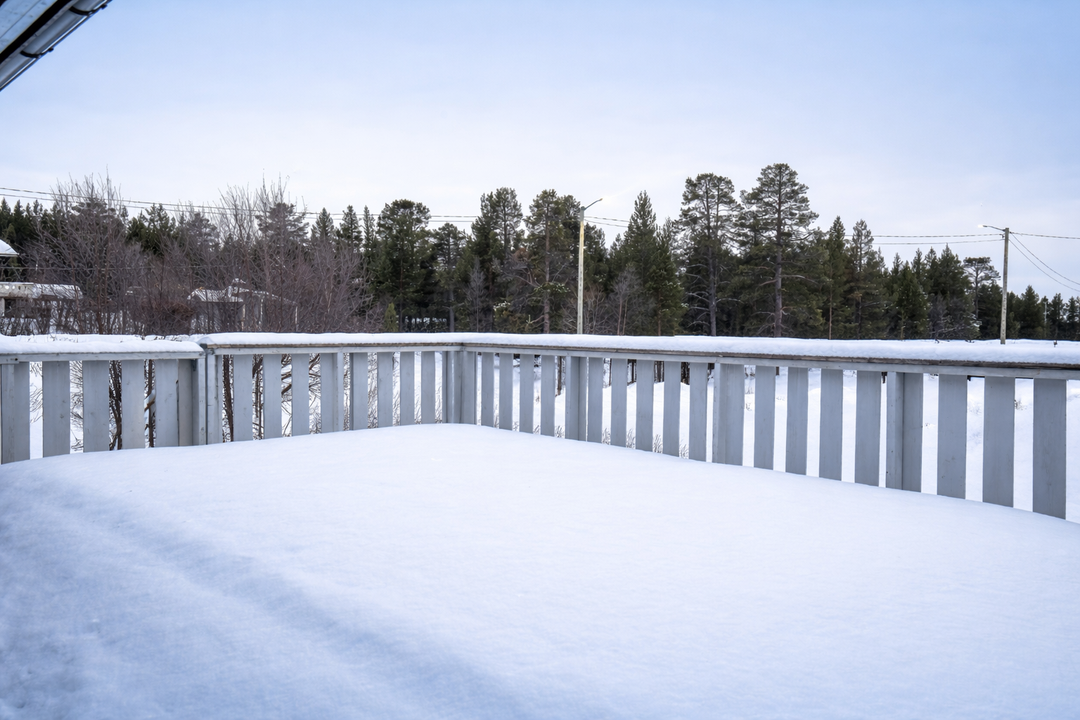 Terrasse over garasje, med utgang fra stuen Galleribilde