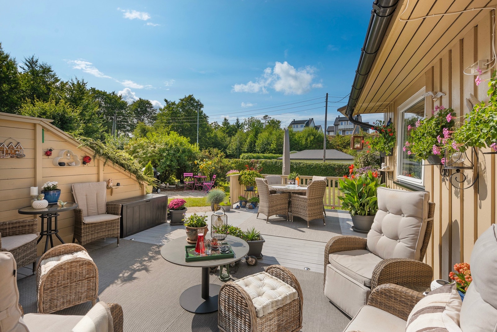 Terrassen vender mot sør-vest Galleribilde