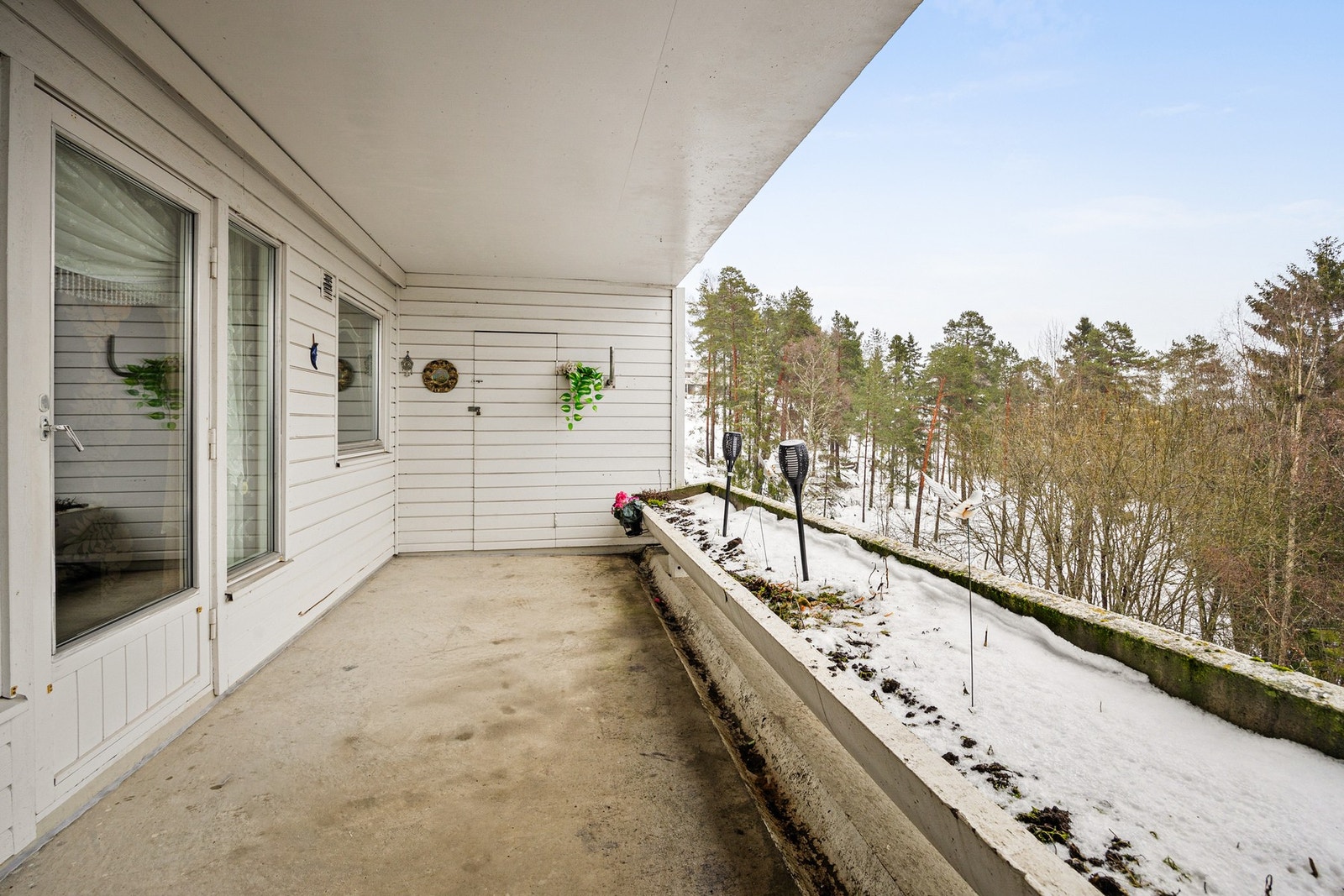 Ekstern bod på balkonh Galleribilde