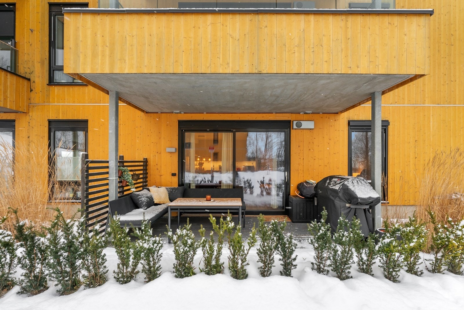 Overbygget terrasse på 11 kvm. Galleribilde