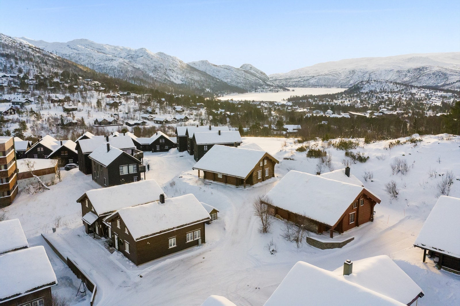 Fasadebilde - mot Galleribilde