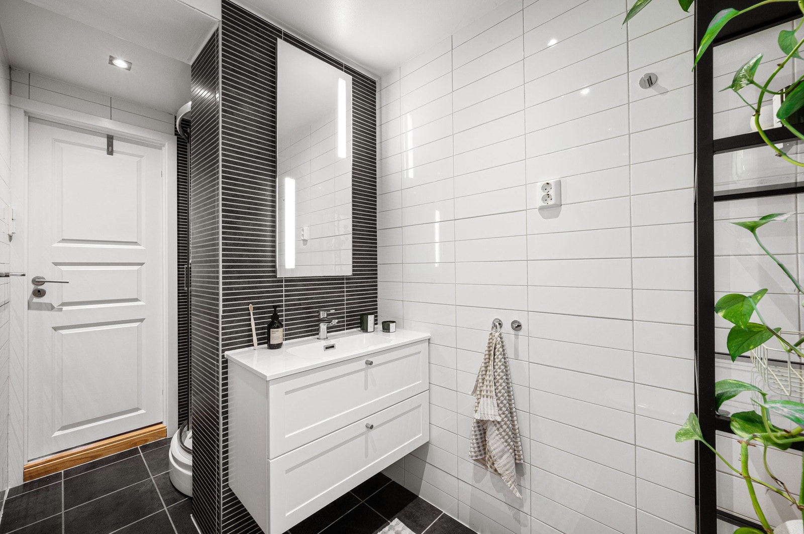 - Lyst og tidløst bad - Galleribilde