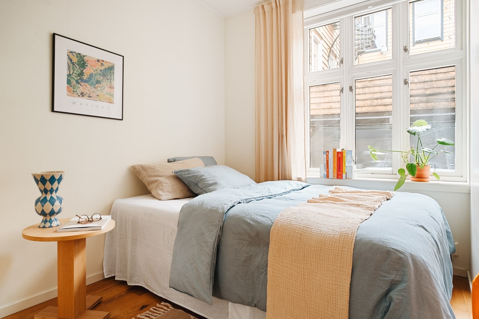 Leiligheten har to soverom Galleribilde