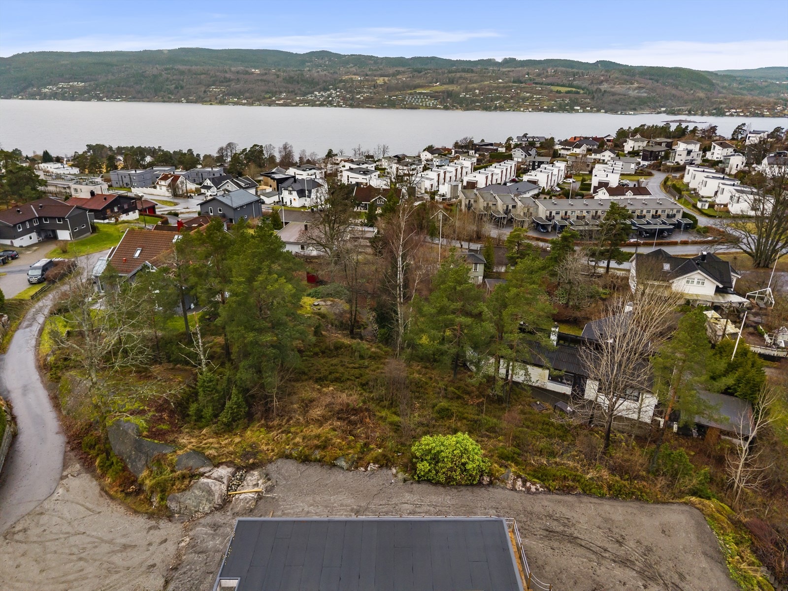 Kort avstand til Drøbak sentrum og sjøen. Galleribilde