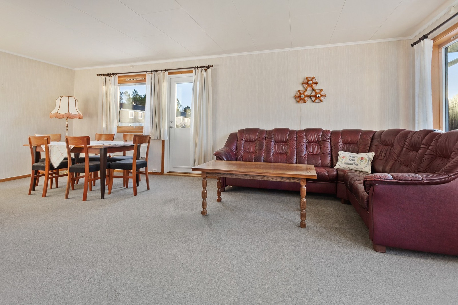 Stue med spiseplass Galleribilde