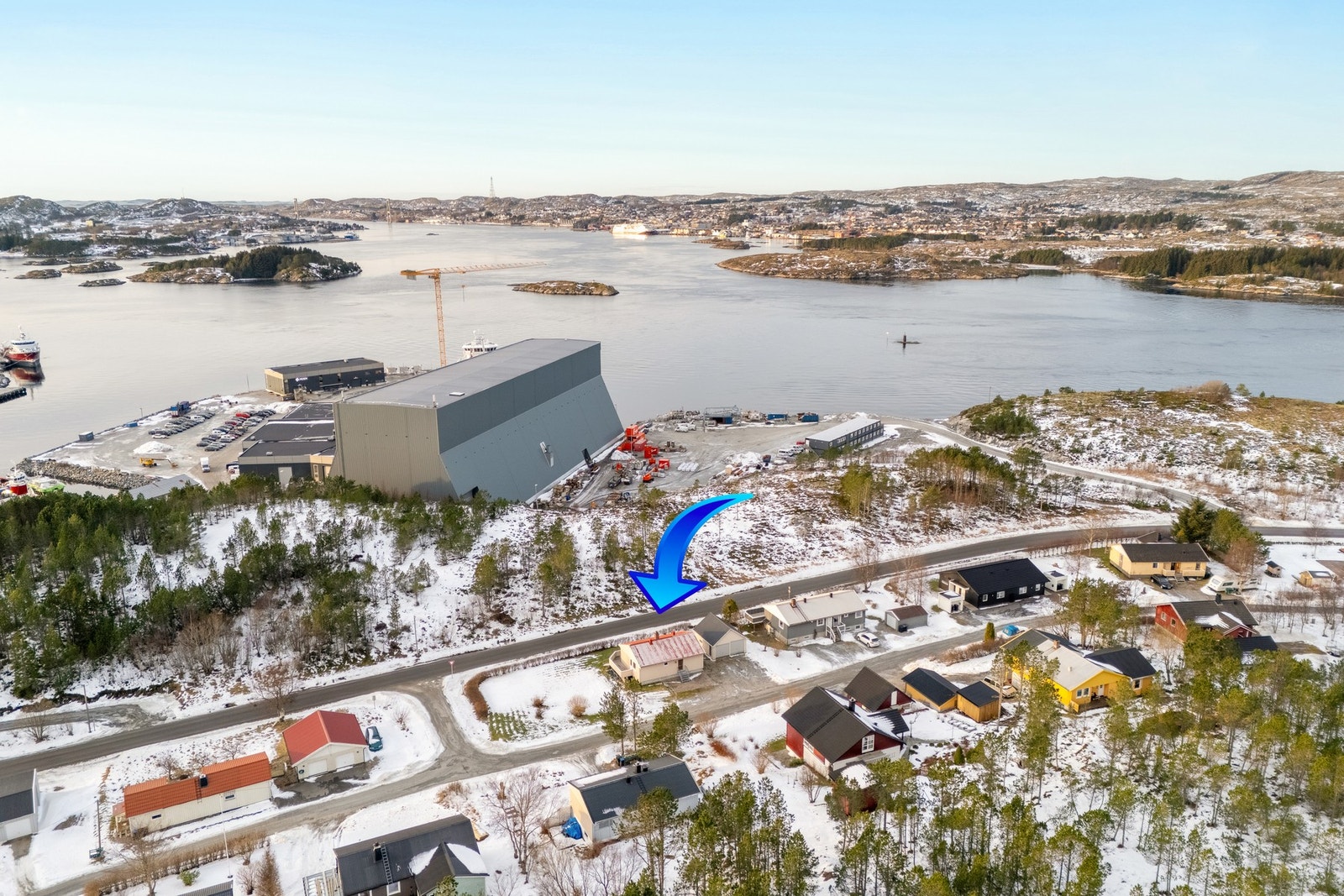 Sentralt beliggenhet med gangavstand til skole, barnehage og butikk. Galleribilde