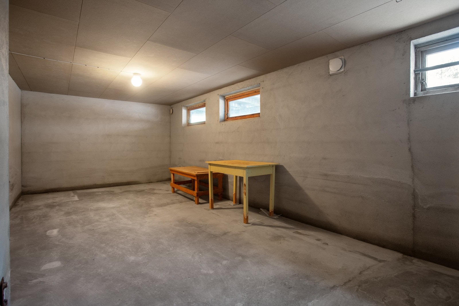 Kjellerrom Galleribilde